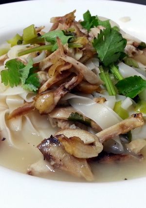 A picture of LG CHICKEN NOODLE SOUP.