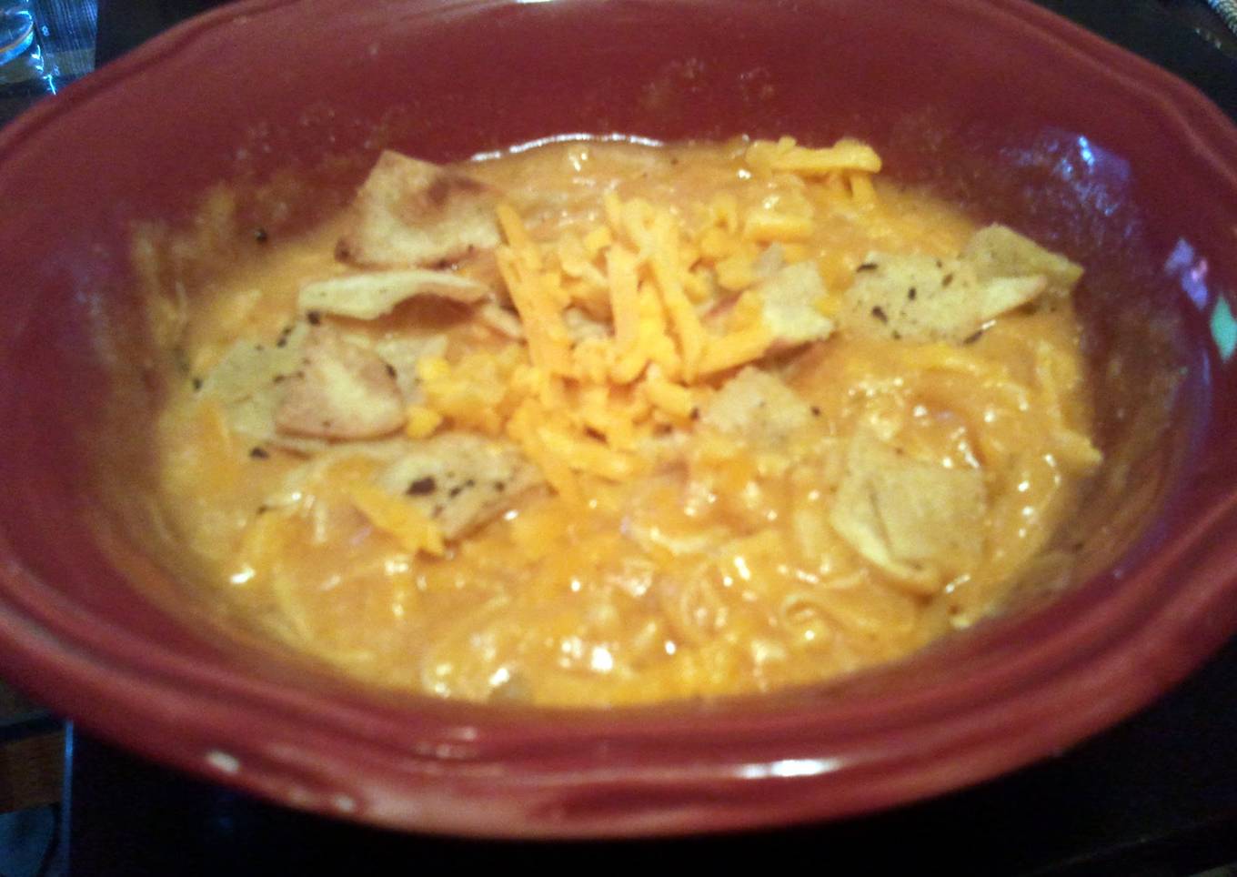 Chicken soup in the form of pita bread