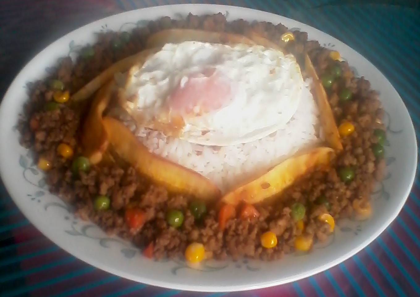 Aroz ala Cubana (filipino dish)
