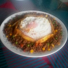 A picture of Aroz ala Cubana (filipino dish).