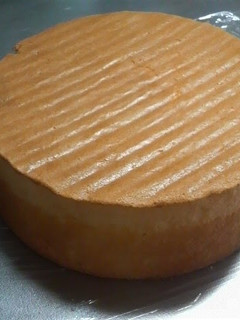 A picture of Fluffy and Moist Sponge Cake.