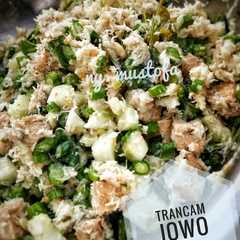 Trancam Jowo (urap sayur mentah) #pr_uuenaktenanrek রেসিপির প্রধান ছবি