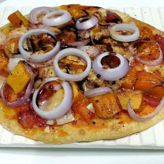 A picture of LG MANGO PIZZA( MEATLESS ).