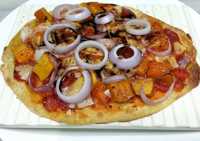 Recipe of Favorite LG MANGO PIZZA ( MEATLESS )