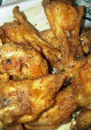 A picture of Lemon Pepper chicken wings.