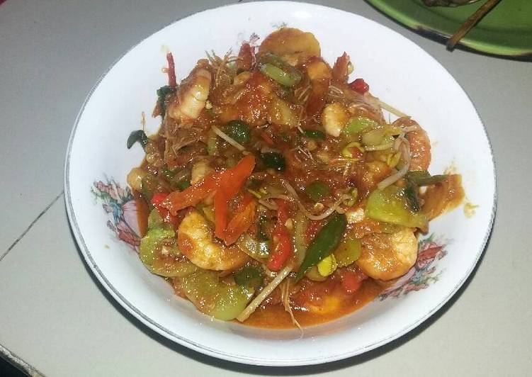 Sambal udang asam manis