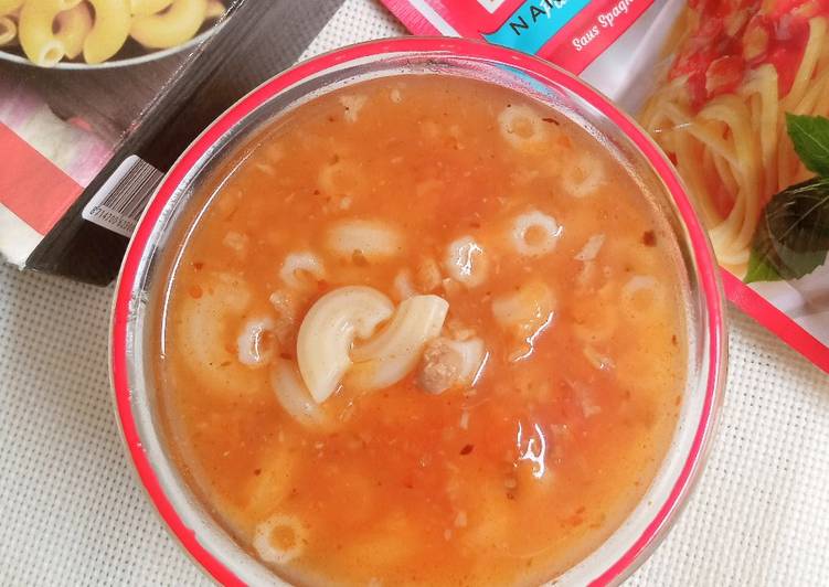 Cara Gampang Menyiapkan Bolognaise Macaroni Soup, Menggugah Selera