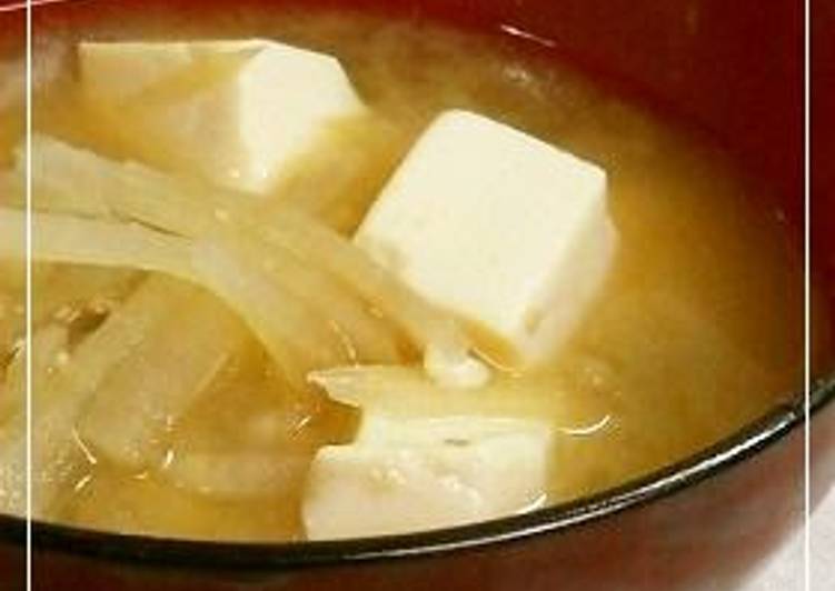 Dinner Ideas Julienned Daikon Radish &amp; Silken Tofu Miso Soup