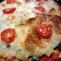 A picture of Spinach & Pineapple Flatbread Pizza.