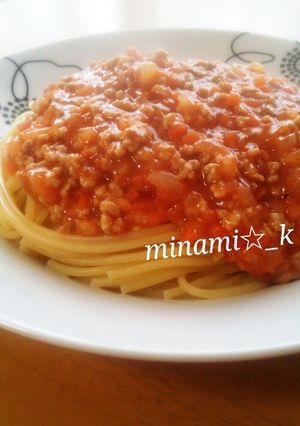 A picture of Easy Meat Sauce Pasta.