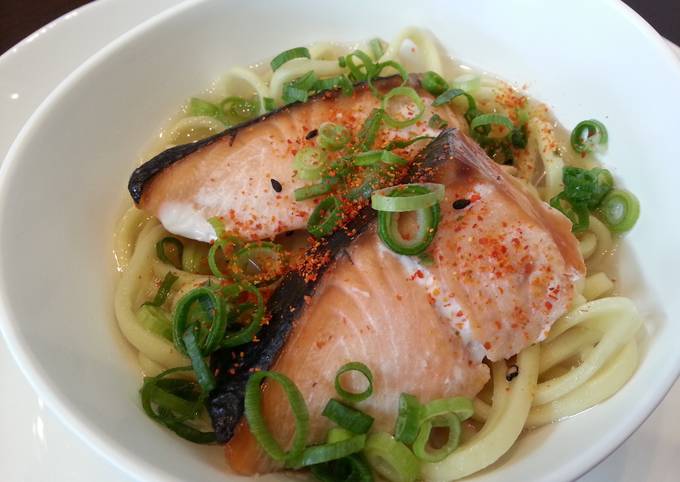 Steps to Make Ultimate Salmon noodle soup