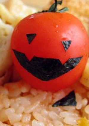 A picture of Tomato Ghoul (for Halloween).