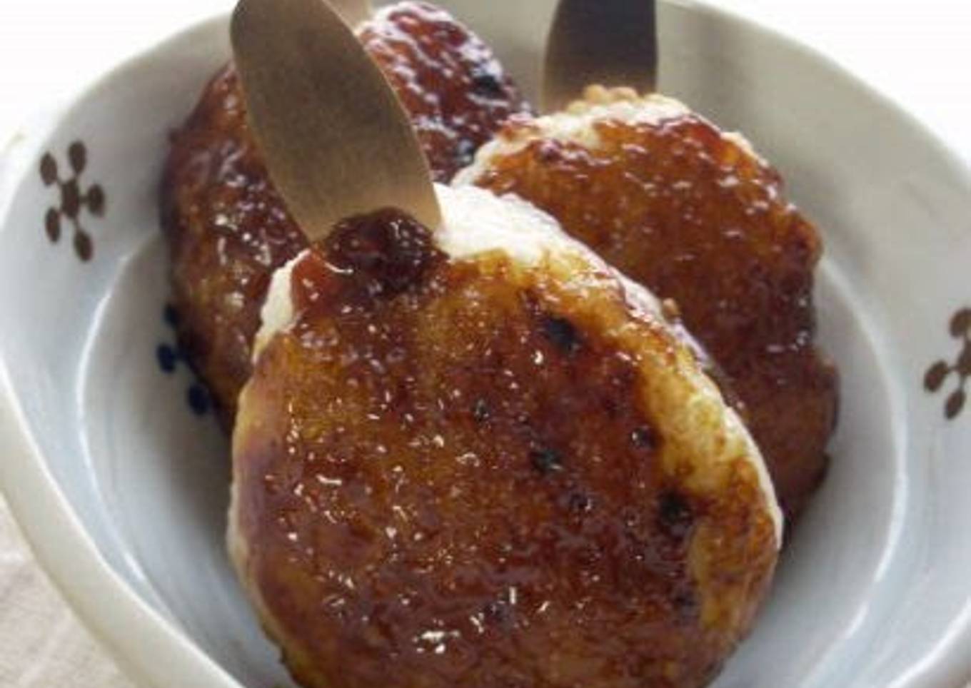 Easy On a Grill! Gohei Mochi (Grilled Rice Cake with Sweet Miso Sauce)