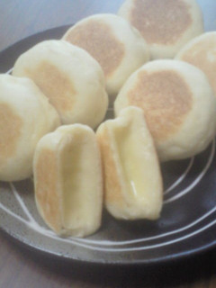 A picture of Chewy Cheese Kulcha.
