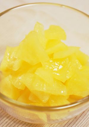 A picture of Apple Compote in a Silicone Steamer.