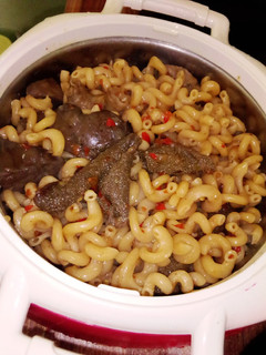 A picture of Macaroni Jollop.