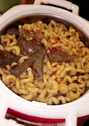 A picture of Macaroni Jollop.