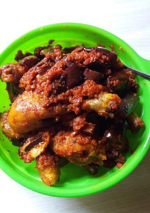 Foto resep Ayam + terong sambal goreng terasi