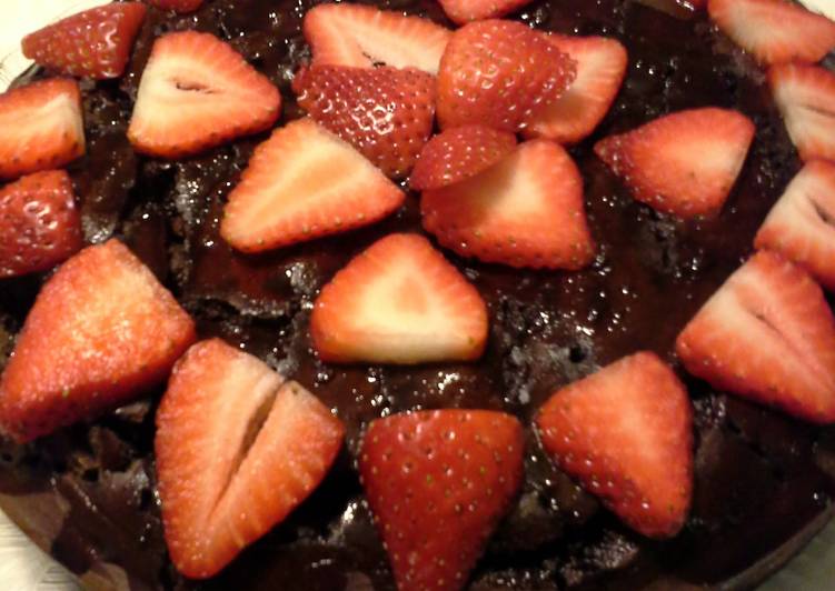 Simple Way to Prepare Super Quick Homemade Vegan Chocolate Rum Cake with Sticky Rum Glaze