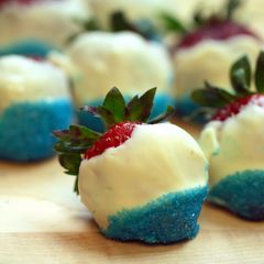 A picture of 4th of July Strawberries.