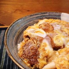 A picture of Pork Cutlet Rice Bowl.