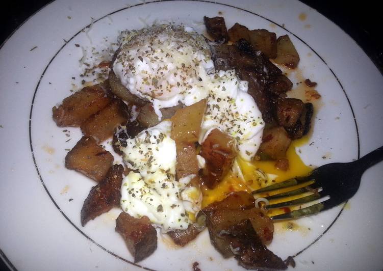 Breakfast potatoes with poached eggs