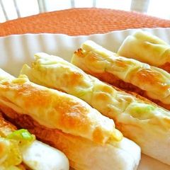 A picture of Tanuki Tempura Crumbs Chikuwa.