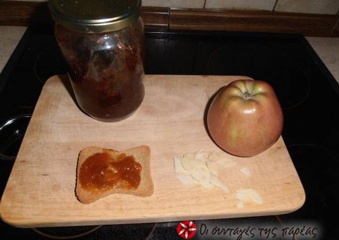 κύρια φωτογραφία συνταγής Μαρμελάδα μήλο, με γεύση...strudel