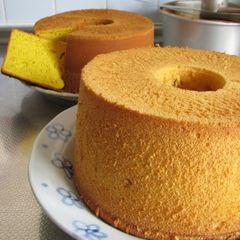 A picture of Kabocha Squash Chiffon Cake.