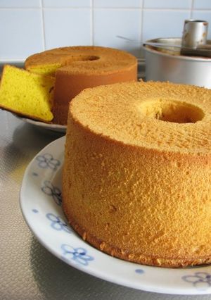 A picture of Kabocha Squash Chiffon Cake.
