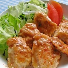 A picture of Chicken with Rich Oyster Sauce and Mayonnaise Sauce.