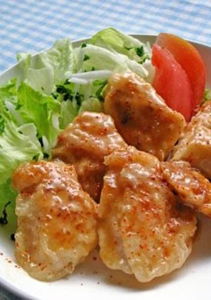A picture of Chicken with Rich Oyster Sauce and Mayonnaise Sauce.