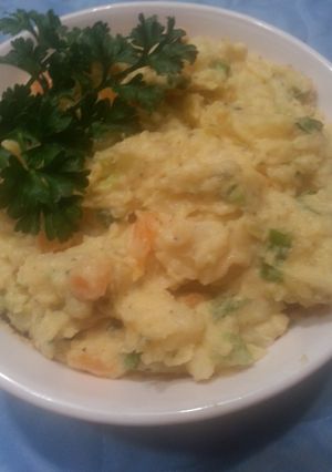 A picture of Tina's Potato Salad.