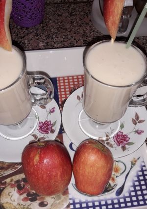 صورة لوصفة عصير 🍹 التفاح 🍎 بالحليب 🥛 روعه 👌