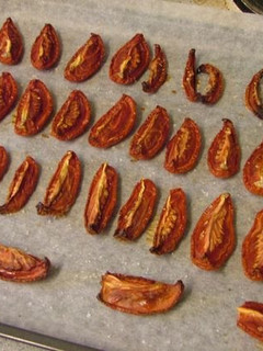 A picture of Bountiful in Umami Taste - Semi-Dried Tomatoes.