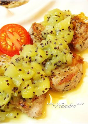 A picture of Sautéed Pork with Kiwi Sauce.