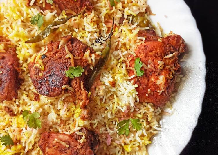 Steps to Make Award-winning Chicken biryani