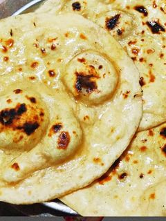 तंदुरी रोटी (tandoori roti recipe in marathi) रेसिपी चे मुख्य फोटो 