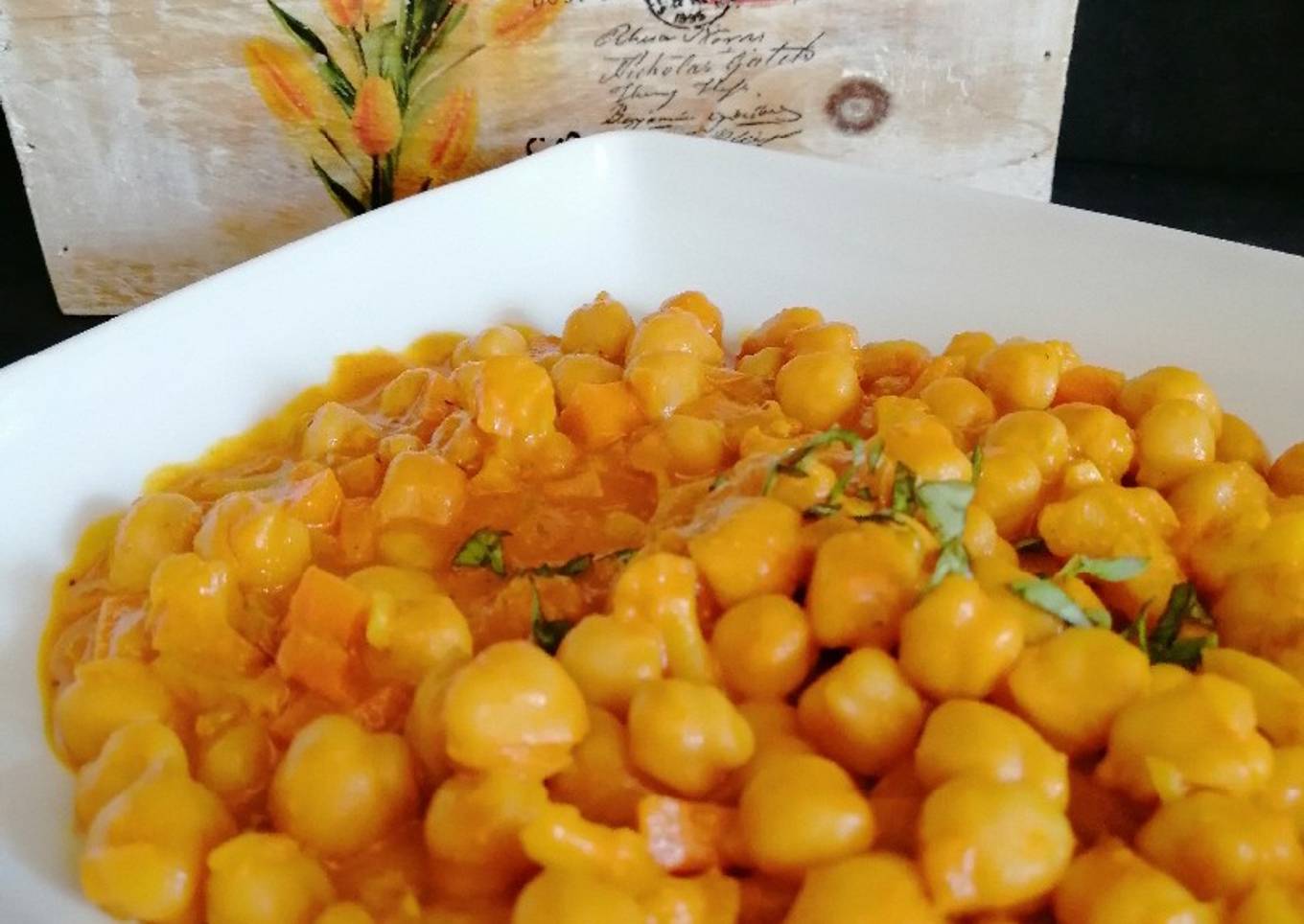 Curry de garbanzos con verduras