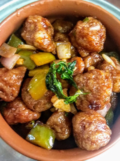 சோயா சங்க்ஸ் மஞ்சூரியன் (Soya chunks manchoorian recipe in tamil) செய்முறை முக்கிய புகைப்படம்
