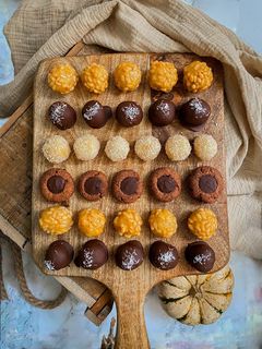 Una foto de Panellets 🌰