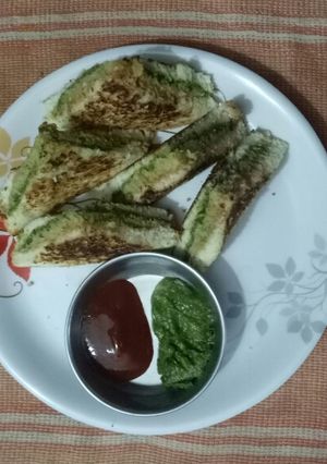 A picture of Pan Grilled Potato Sandwich.