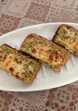 A picture of Healthy broccoli cheese sticks.