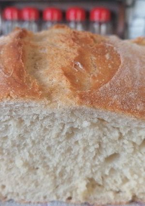 Egyszerű de finom Kenyér recept fotója