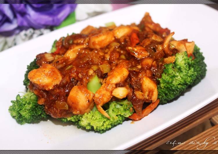 Bagaimana Menyiapkan Kibo (Broccoli) with BBQ Sauce Anti Gagal