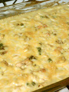 A picture of cheesy chicken casserole.