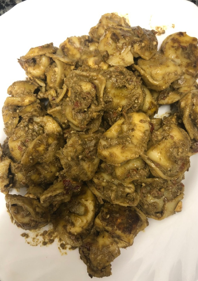 Una foto de 379. Tortellini con salsa de albahaca (principal pasta)