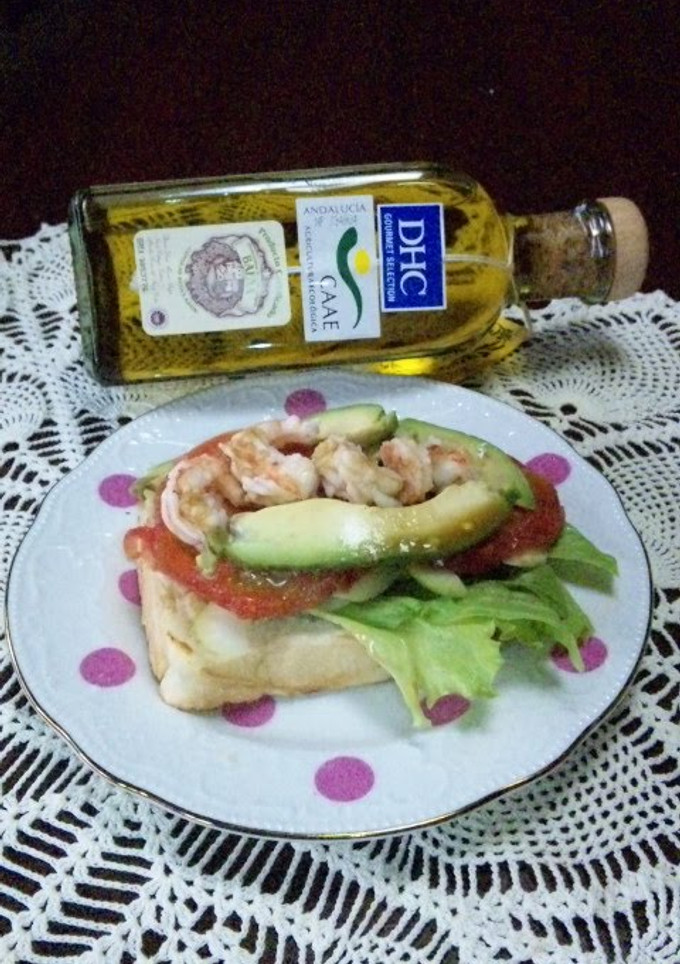 A picture of A Scrumptious Open Sandwich.