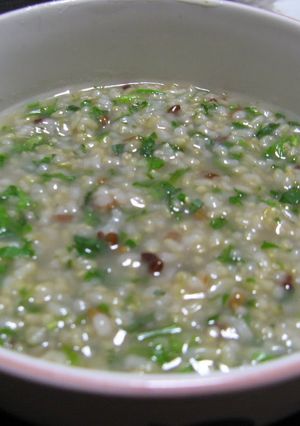 A picture of Macrobiotic Nanakusa Brown Rice Porridge.