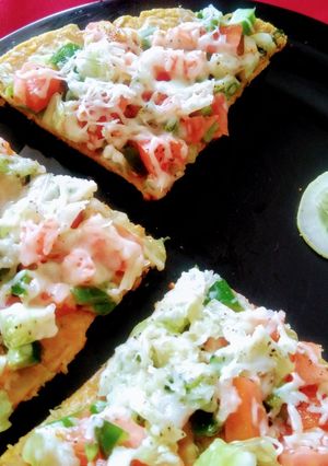 A picture of Thepla Pizza.